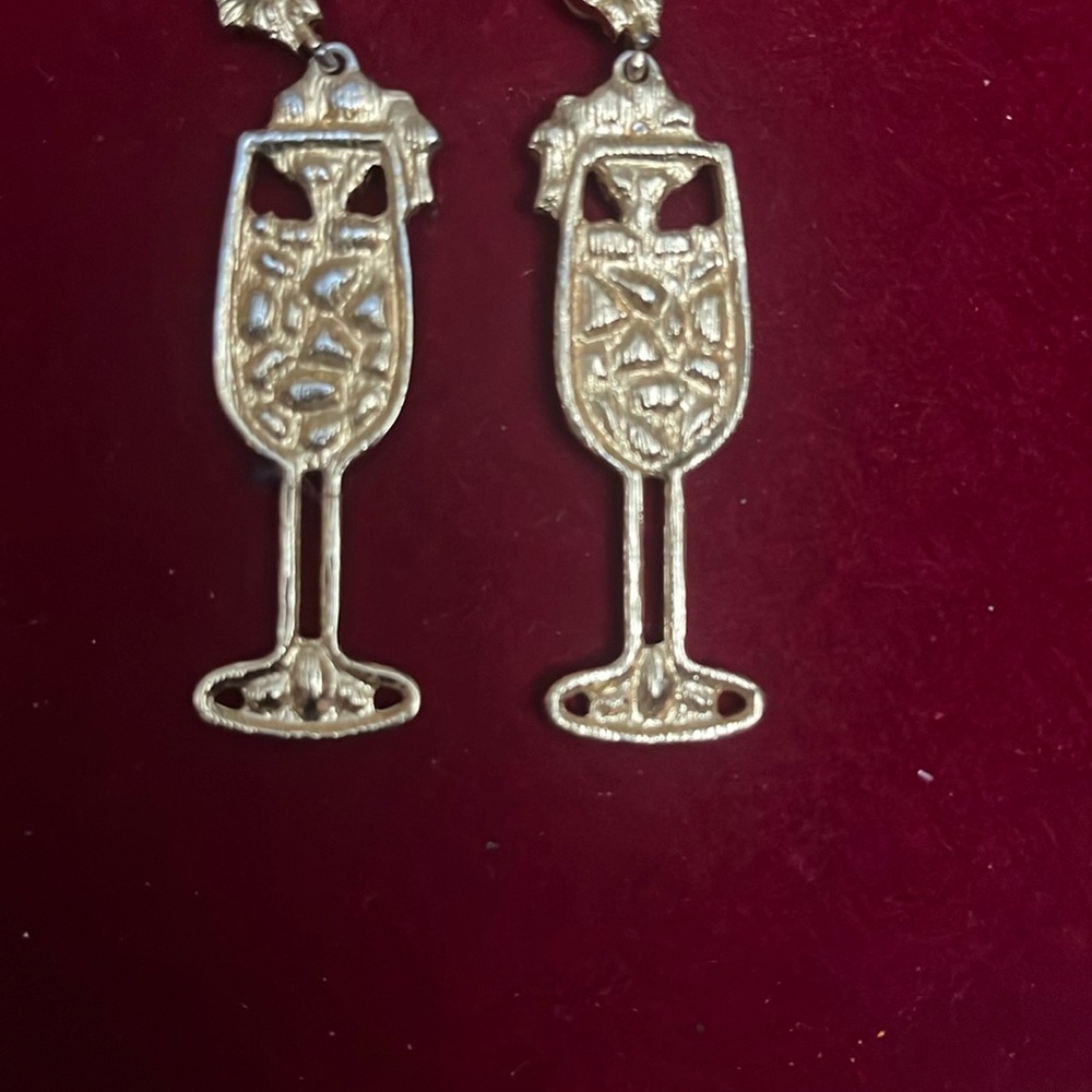 Chic Gold Champagne Earrings
